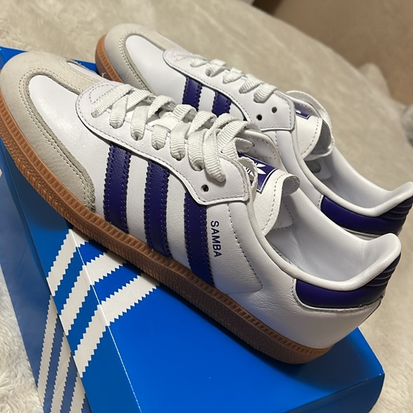 adidas Shoes - Adidas Samba Shoe